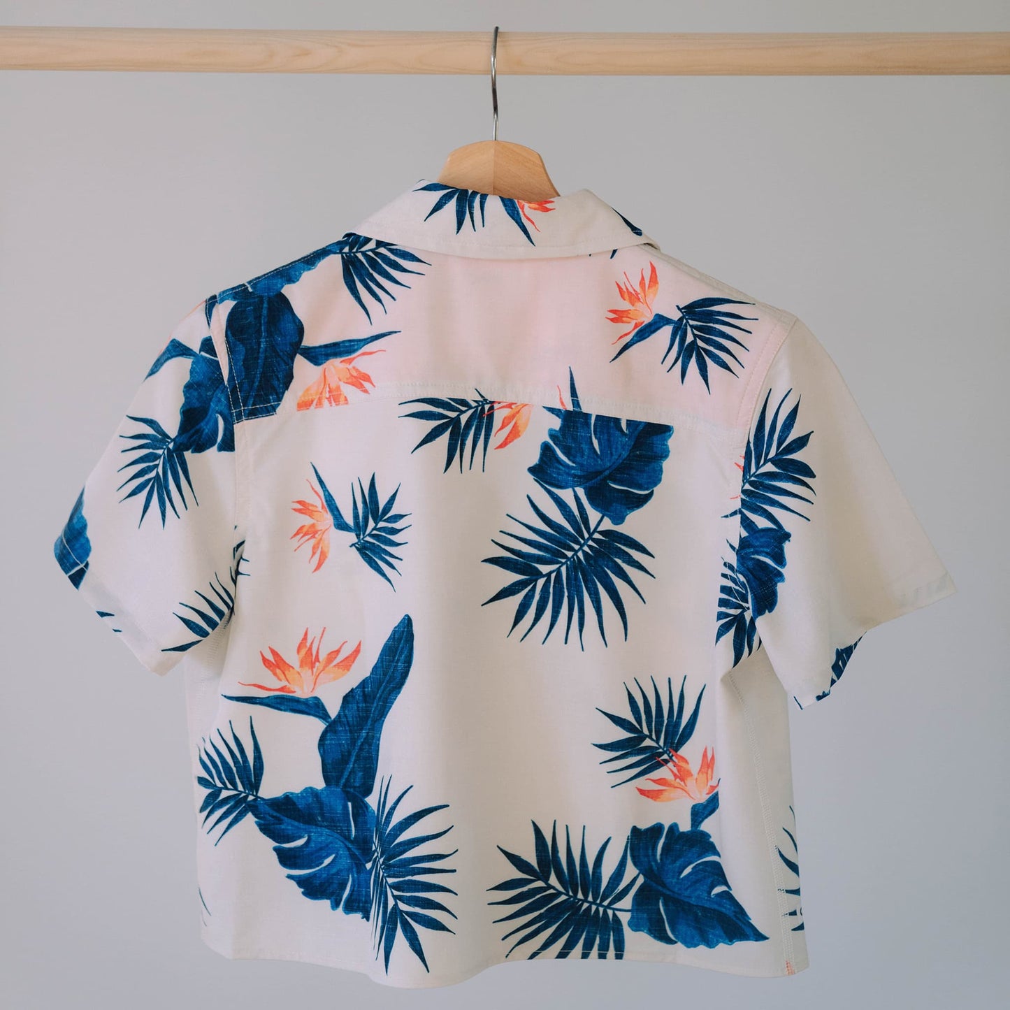 
                  
                    Siren Cropped UPF50+ Boardshirt - Paradise Linen
                  
                